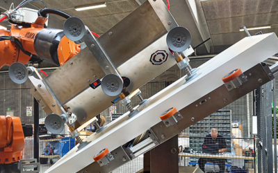 Robot og CNC-maskine skal samar­bejde hos Dolle